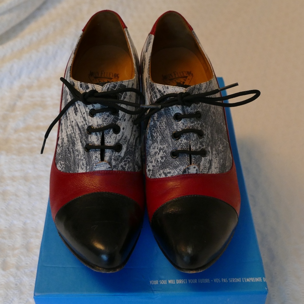 John Fluevog Wonders Lace Up Shoe 8.5